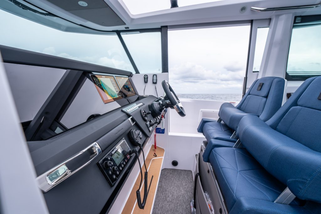 Axopar 29 XC Cross Cabin